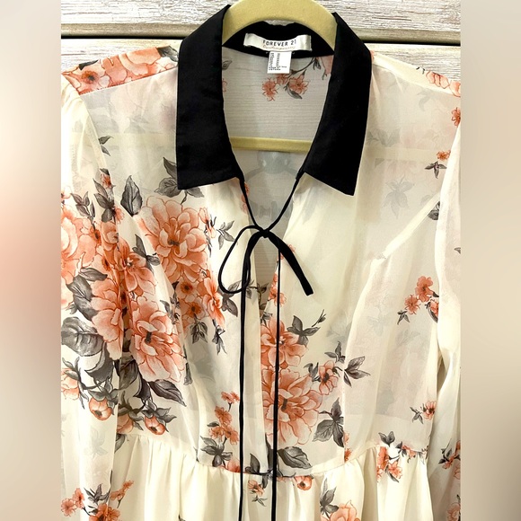 FOREVER 21 | Women’s Contemporary Floral Mini Dress Medium - Picture 5 of 7